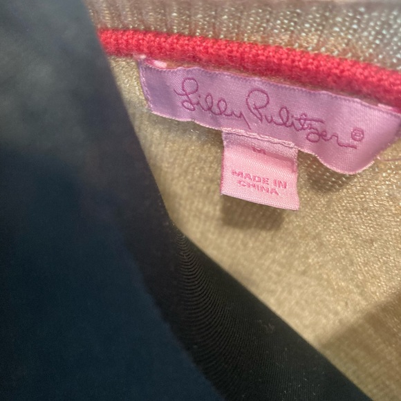 Lilly Pulitzer Sweater in Size Medium - Picture 6 of 9